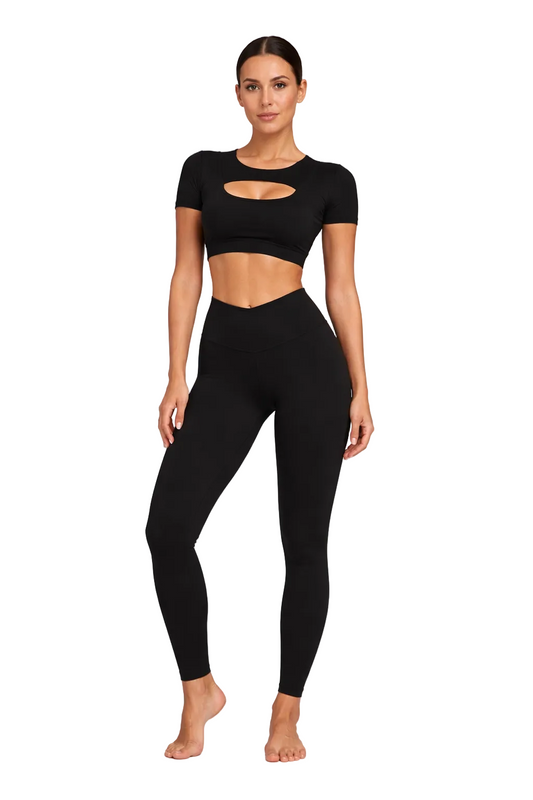 טופ עם חלון + טייץ ארוך וי גבוה