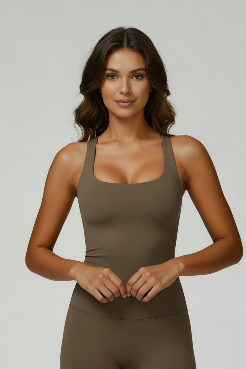 Y-Back Sports Top — detail view | NIMORA activewear