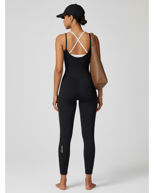 אוברול ספורט מחטב עם טופ פנימי משולב