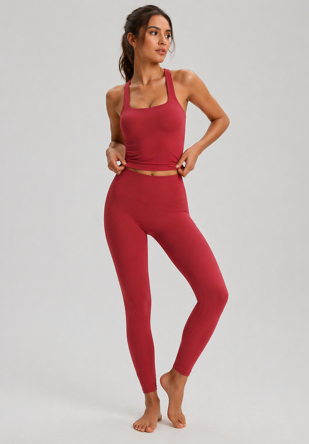 טופ אימון SculptFit – גזרת רייסרבק