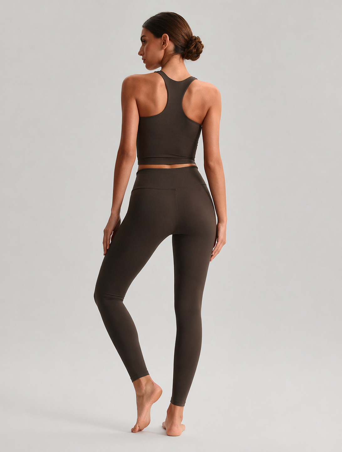 טופ אימון SculptFit – גזרת רייסרבק