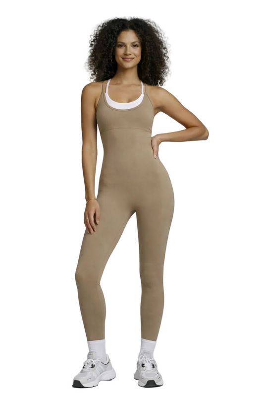 אוברול ספורט מחטב עם טופ פנימי משולב