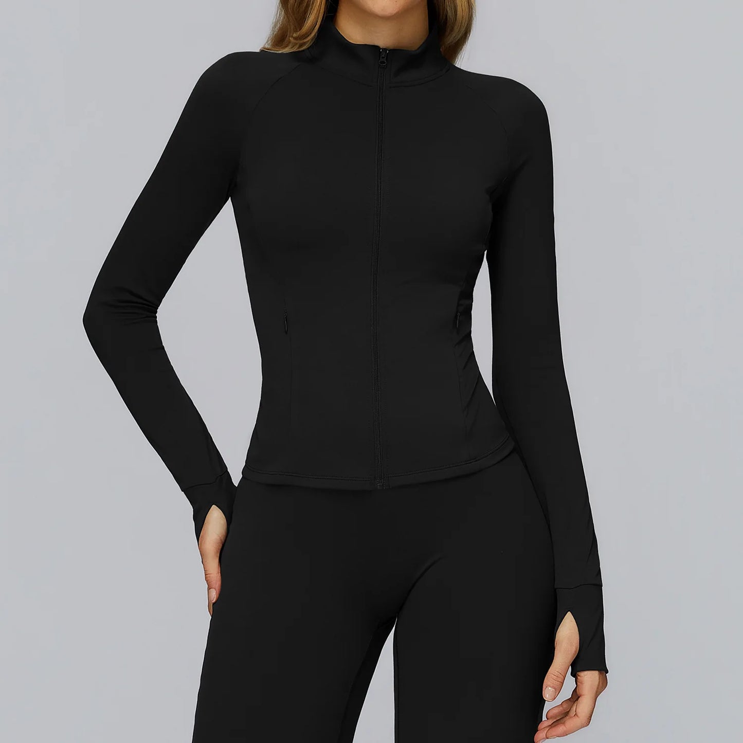 ז’קט ספורט נשים עם רוכסן ושרוול ארוך