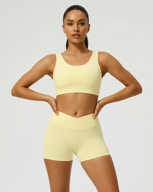 מכנס אימון בגזרה גבוהה עם כיסים